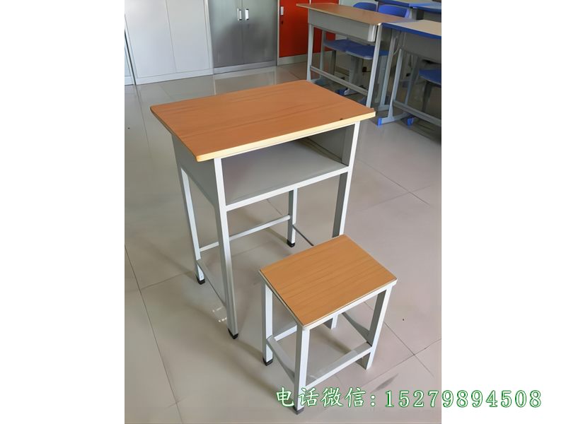 钢木结构课桌凳