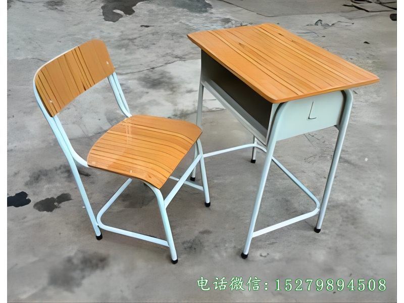 钢架木面课桌椅