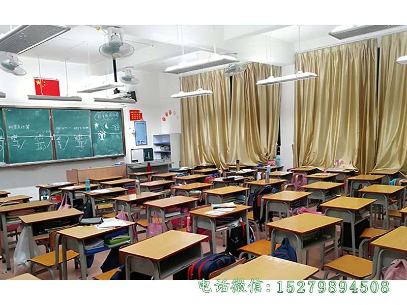 临川高中教室课桌椅